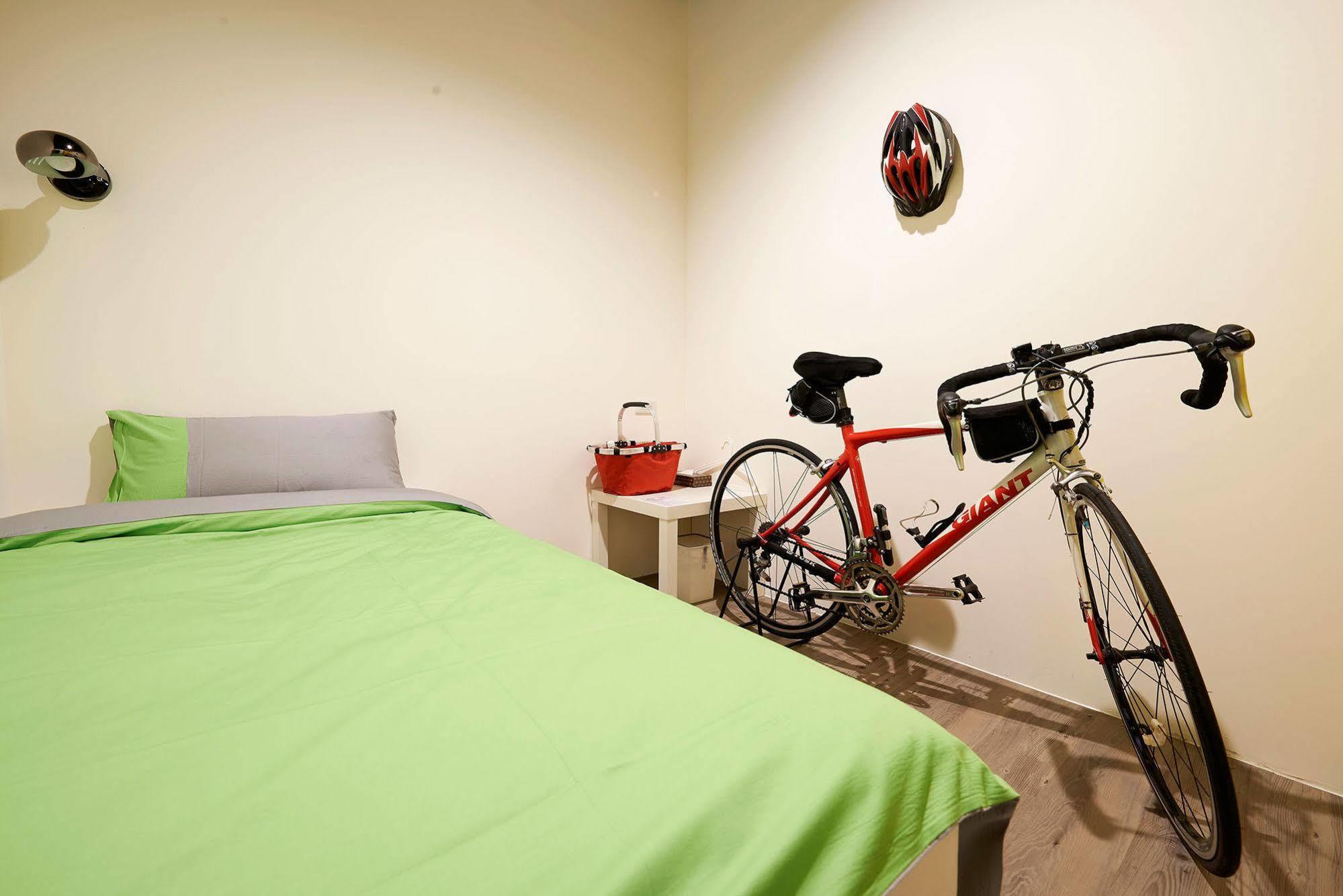 Ease Single Inn Taichung Eksteriør billede